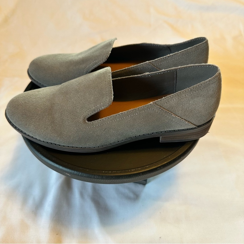 Lucky Brand Cahill Gray Suede Women's Slip-On Loafers Size 7.5/38